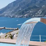 Costanza Amalfi Coast * مايوري