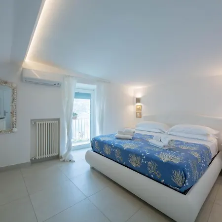 Costanza Amalfi Coast 펜션 마이오리